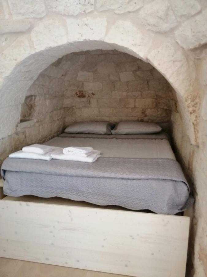 Trullo Scrascia. Villa Ceglie Messapica Luaran gambar