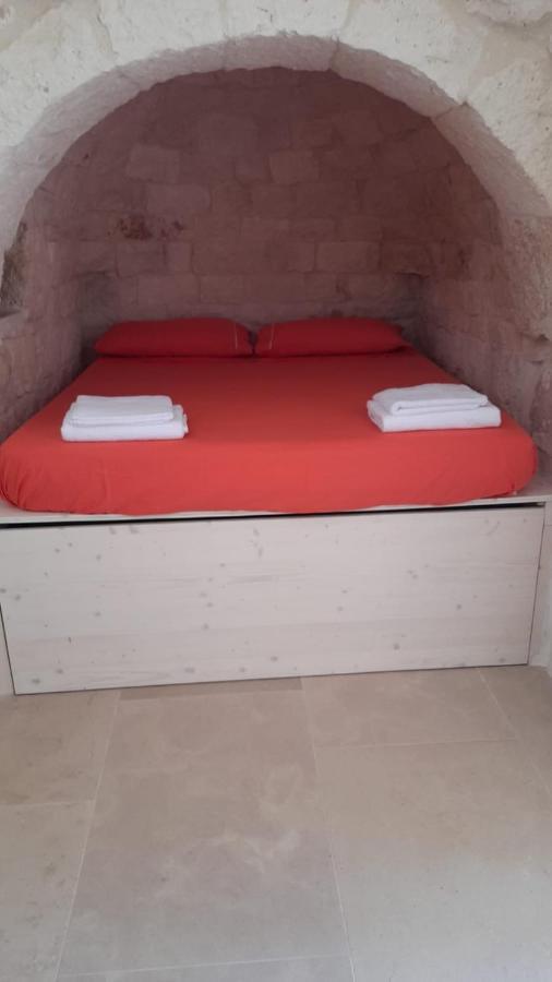 Trullo Scrascia. Villa Ceglie Messapica Luaran gambar