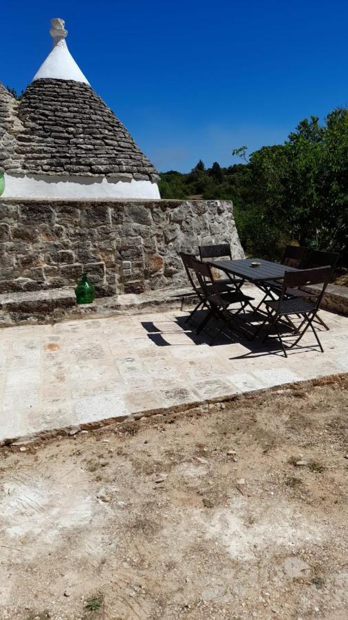 Trullo Scrascia. Villa Ceglie Messapica Luaran gambar