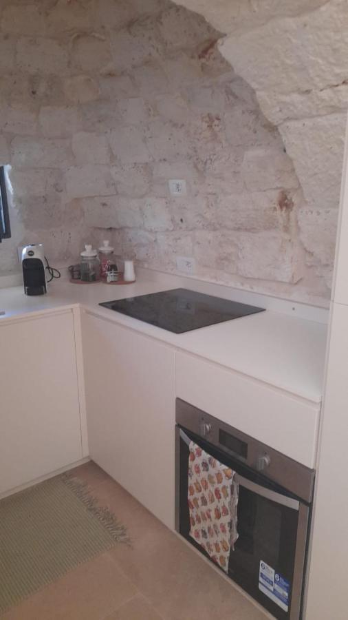 Trullo Scrascia. Villa Ceglie Messapica Luaran gambar
