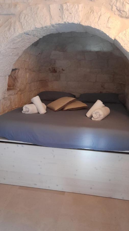 Trullo Scrascia. Villa Ceglie Messapica Luaran gambar