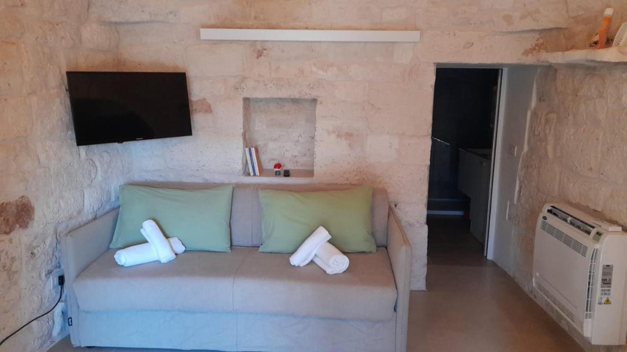 Trullo Scrascia. Villa Ceglie Messapica Luaran gambar